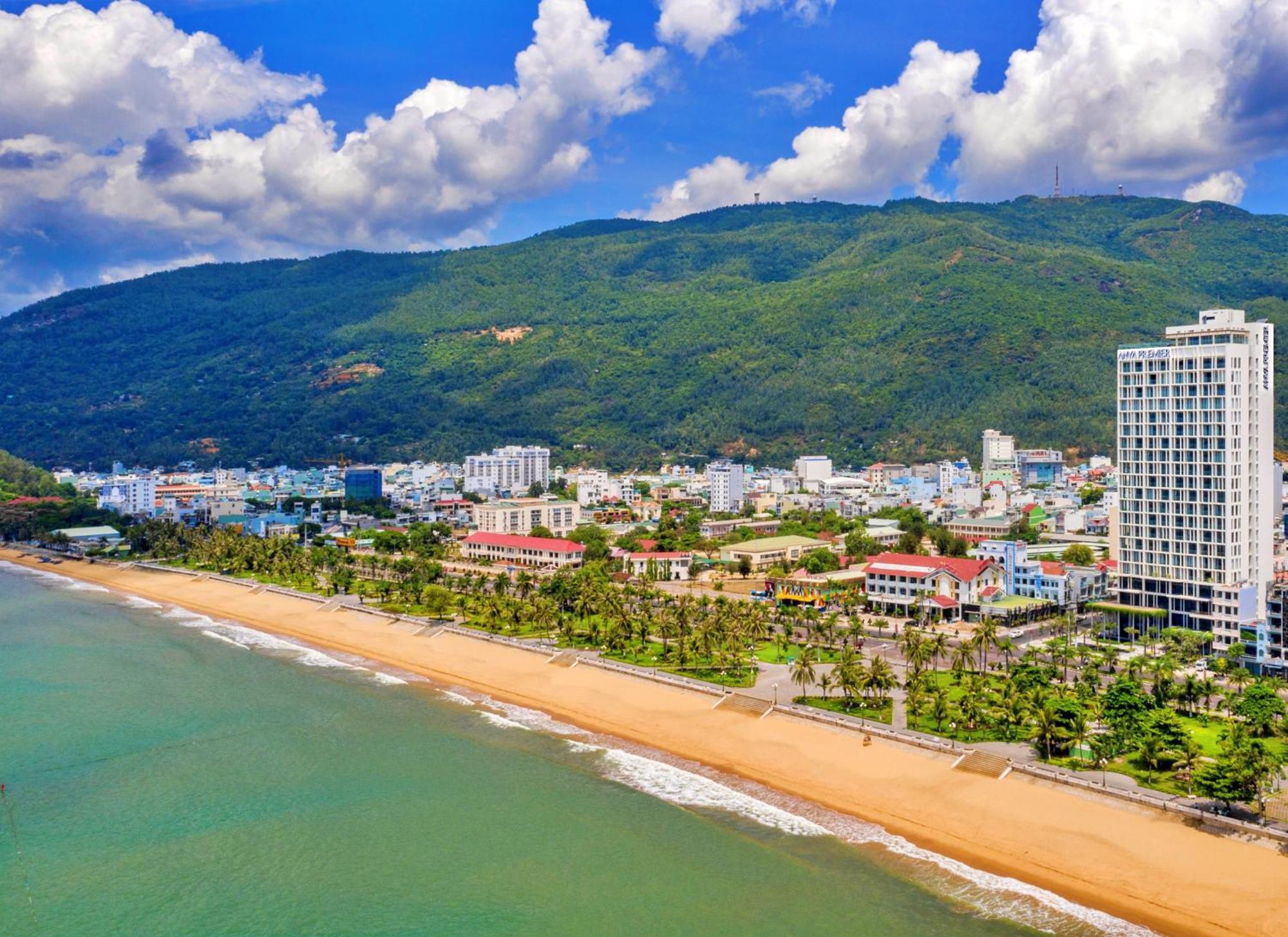 Anya Premier Hotel Quy Nhon Exterior photo