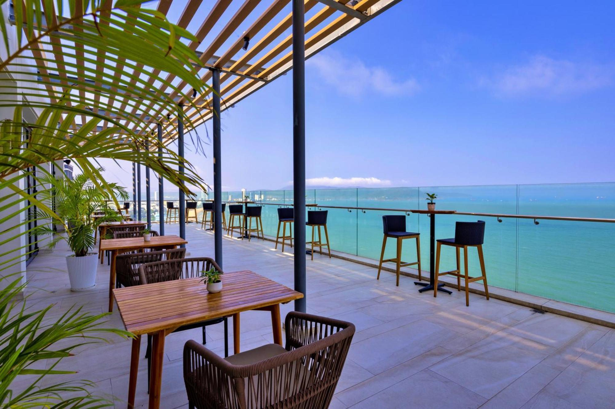 Anya Premier Hotel Quy Nhon Exterior photo