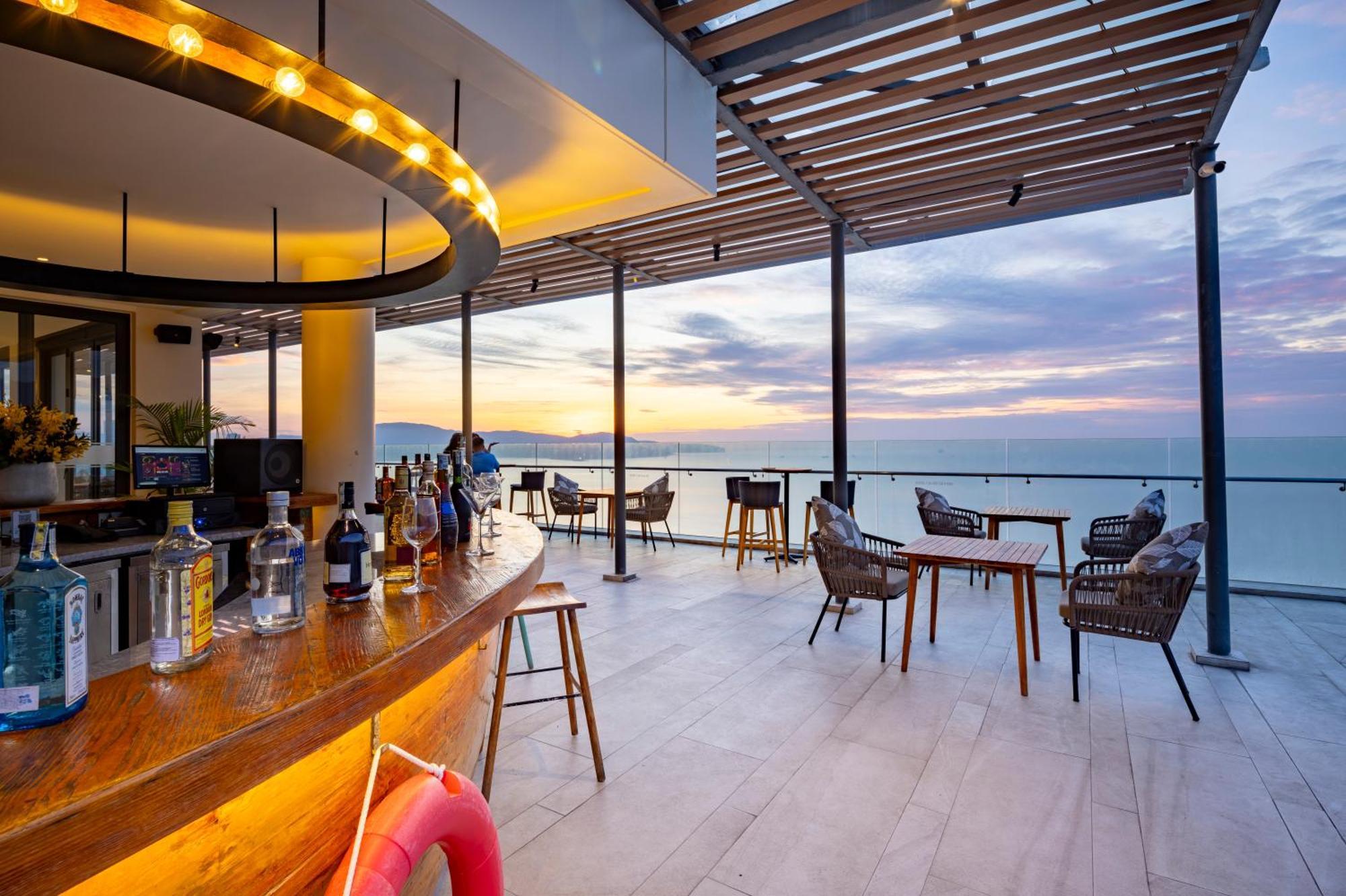 Anya Premier Hotel Quy Nhon Exterior photo