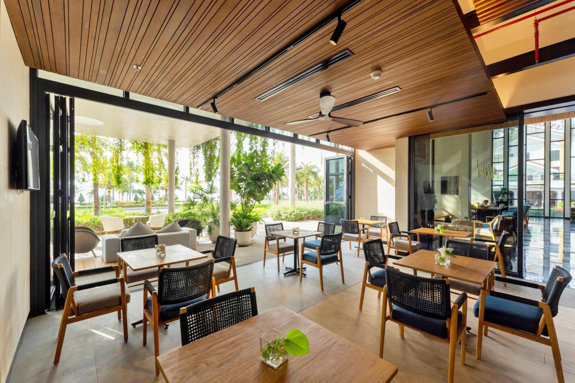 Anya Premier Hotel Quy Nhon Exterior photo